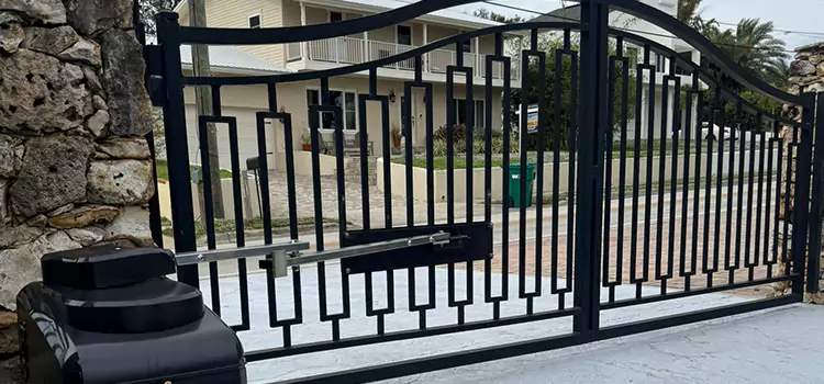 Swing Gate Opener with Keypad Pflugerville